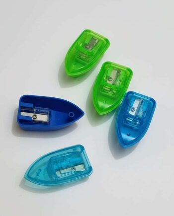 Mini Boat-Shaped Pencil Sharpener – Translucent Desktop Sharpener with Shavings Reservoir for Kids & Students